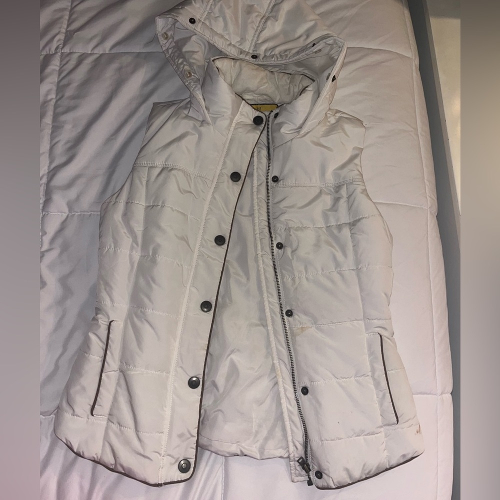 Prince & Fox White Puffer Vest